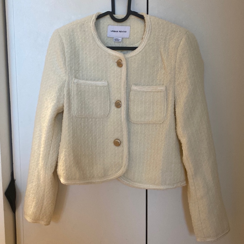 New Urban Revivo white jacket M